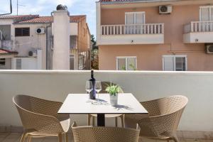 Magnolia Center Apartments 1