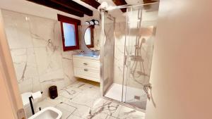 Behind Ca Fumiani en Charme