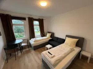 Ferienhaus in ruhiger Lage mit 2 Bädern - Hollenbek