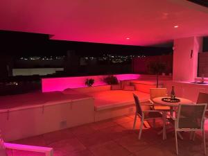 Stylish apartment with private plunge pool