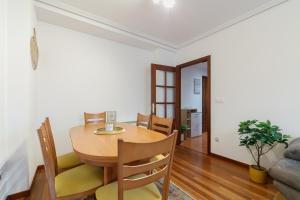 Con parking y para 6 huéspedes by CABANA Rentals