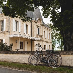 B&B / Chambres d'hotes Chateau Grand Corbin : photos des chambres