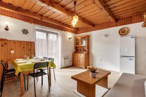 Urban Escape Cottage