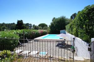 Maisons de vacances Mas Chamarel, la Provence entre vignes et oliviers proche de la mer : photos des chambres