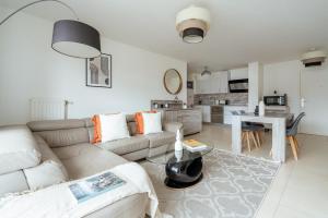 Appartements Magnificent Apartment in Chatillon : photos des chambres