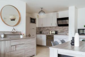 Appartements Magnificent Apartment in Chatillon : photos des chambres