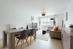 Appartements Magnificent Apartment in Chatillon : photos des chambres