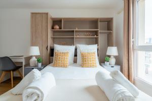 Appartements Magnificent Apartment in Chatillon : photos des chambres