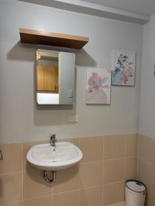 Cozy & Homey 1br in Verdon Parc