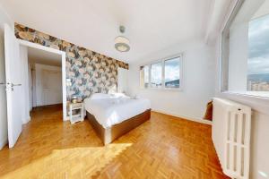 The Opal - 2bds in the city center