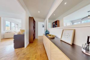 The Opal - 2bds in the city center