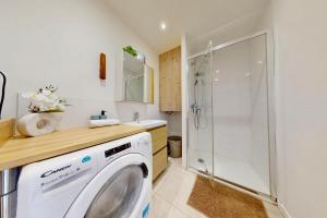 Appartements The Opal - 2bds in the city center : photos des chambres