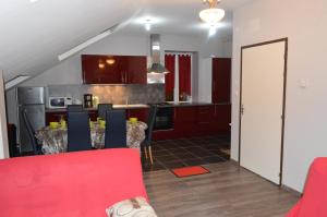 Appartements Rochire Location 1 : photos des chambres
