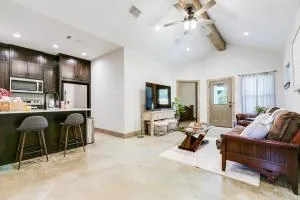 Cozy and Convenient with 2 BR and 2 BA - 圣安吉洛