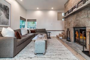 4Bed 3Bath TownHouse Hot tub