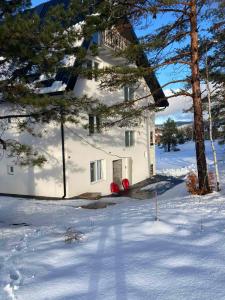 Apartmani Divcibarska oaza