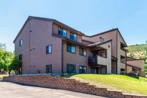 Modern Vacation Condo Across from Beaver Creek Ski