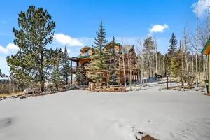 Amazing 3200Sq ft Upgrade Log Cbn GameRoom HotTub - Jefferson