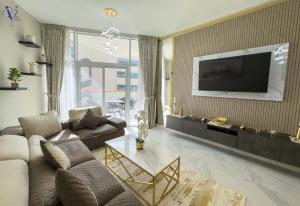 Luxurious 2-Bedroom Haven