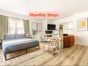 Manhattan Beach Retreat - Patio & Parking Steps Away - El Segundo