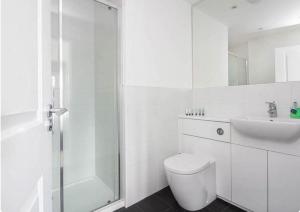 2 Bedroom Hedgefield Apartment 41-Free Parking