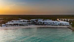 The Sens Riviera by Oasis