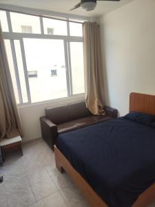 ótimo Apartamento Pitangueiras Guaruja bem localizado, 2qts wi-fi