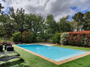 Hotels Le Mas des Laurels : photos des chambres