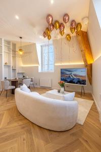 La suite Impériale - Baignoire balnéothérapie - Palace avec vue lac