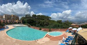 Appartements Climatise, piscine, proches des plages : photos des chambres