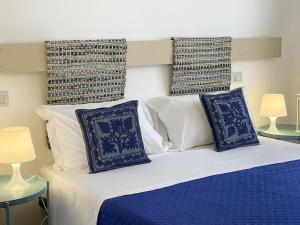 Chia, scorci di mare img64