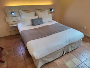 Hotels Le Mas des Laurels : photos des chambres