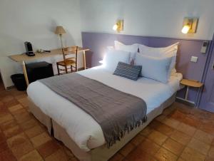 Hotels Le Mas des Laurels : photos des chambres