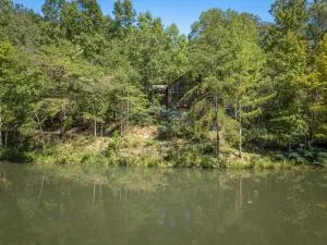 Reflections - 小海湾