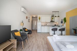 River Sunshine Apartment