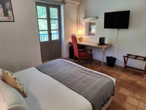 Hotels Le Mas des Laurels : photos des chambres