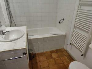Hotels Le Mas des Laurels : photos des chambres