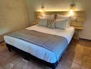 Hotels Le Mas des Laurels : photos des chambres