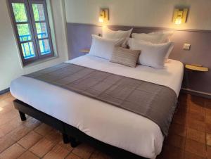Hotels Le Mas des Laurels : photos des chambres