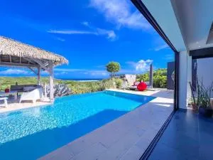 Villa Solumi, vue sur mer imprenable - Kahouanne