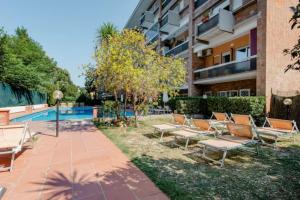 The Swan City Center