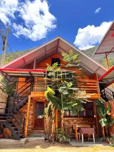 Fachwerkhaus Hospedaje familiar - Чонтабамба