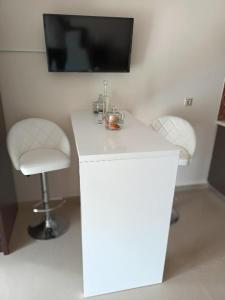Studio Image