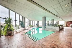 Pool Access! Ski-InandOut Sugar Mtn Gem with Views