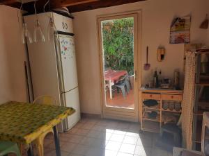 Maisons de vacances Maison Gruissan village 90m2 avec jardin a 1km de la plage : photos des chambres