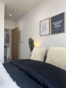 Wild City Centre Double Suite - Ping Pong Table, Free Gym