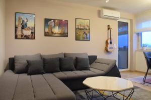 Sunset&Mountain -- With Parking