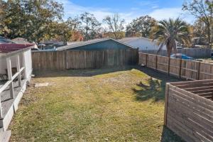 Chic Modern House Close to Beaches & Downtown