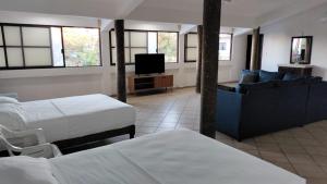 Don Luis Hostal - Sucursal Galeana - Tecolutla