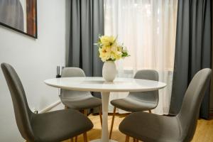 Cultural Gems- Modern 1BR Apartments near Museums